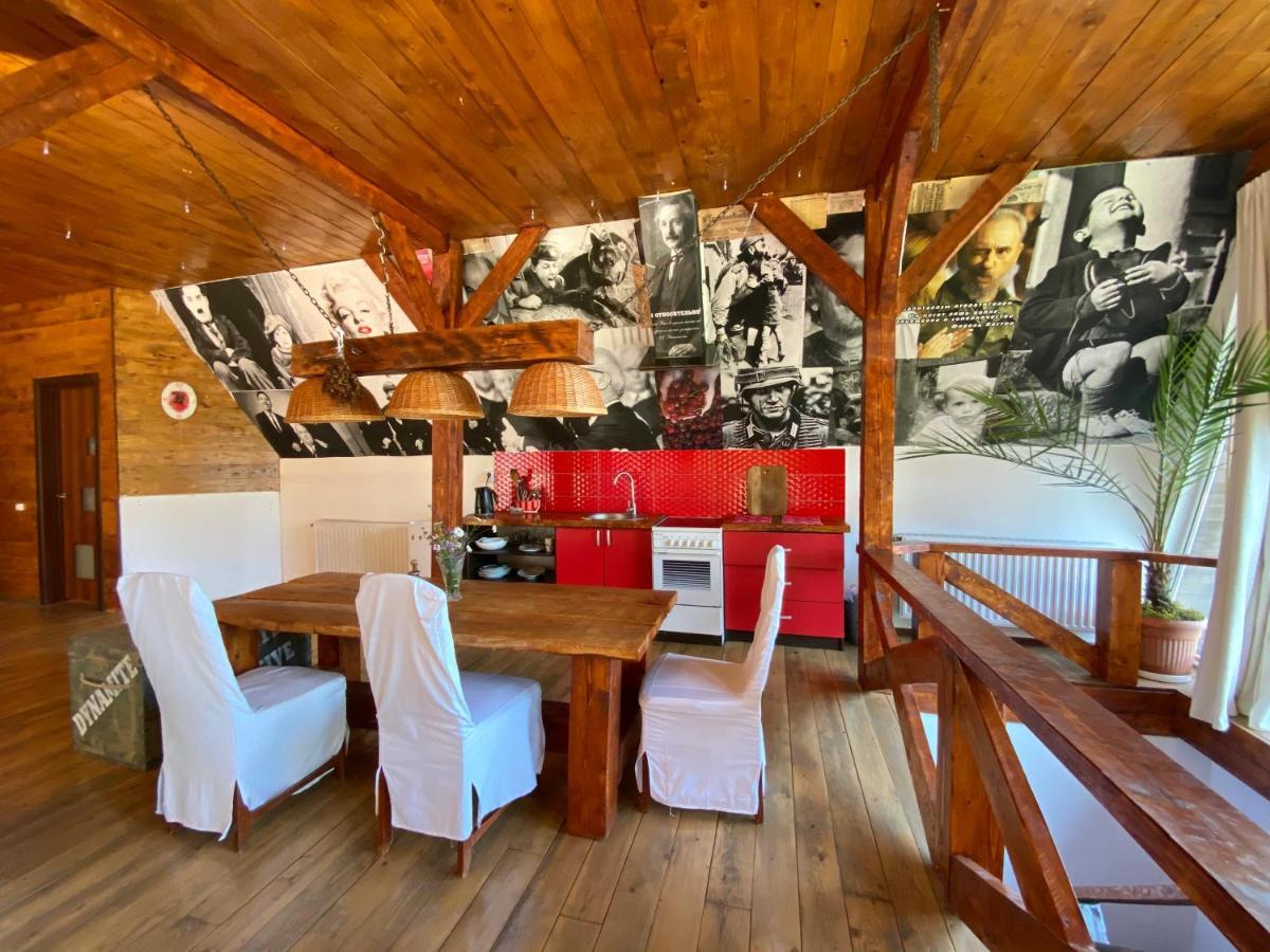 Salo I Mandry Apartment Рахив Екстериор снимка