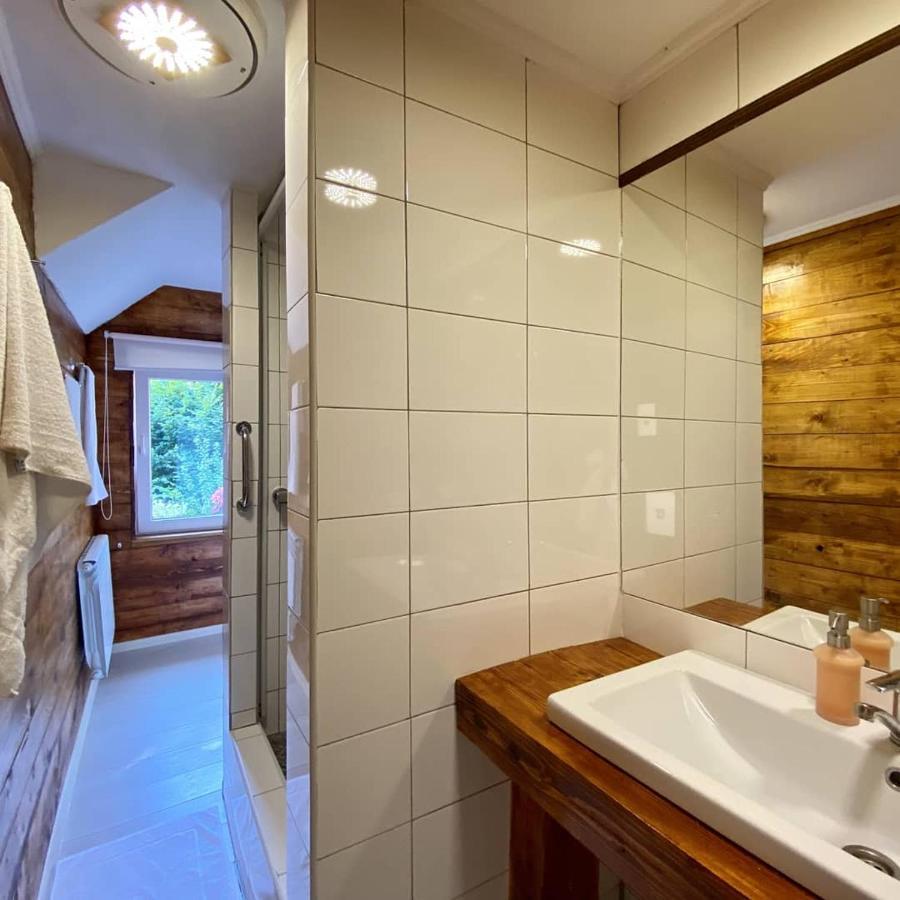 Salo I Mandry Apartment Рахив Екстериор снимка